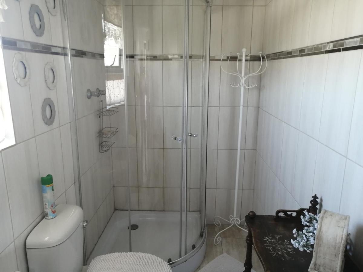 Whale Of A Time Apartment Gansbaai Exterior photo