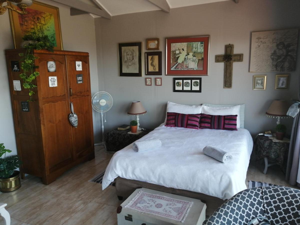 Whale Of A Time Apartment Gansbaai Exterior photo