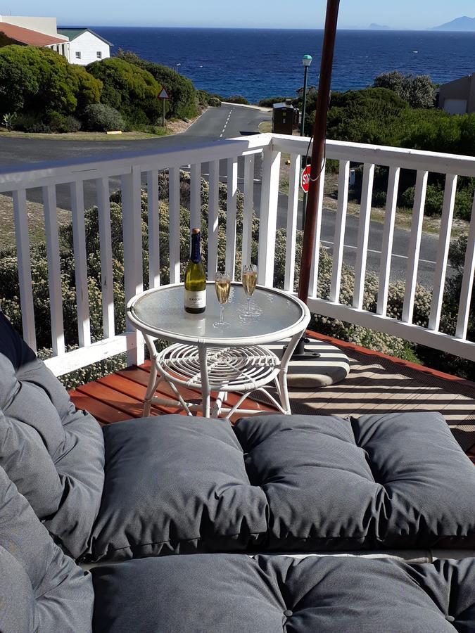Whale Of A Time Apartment Gansbaai Exterior photo